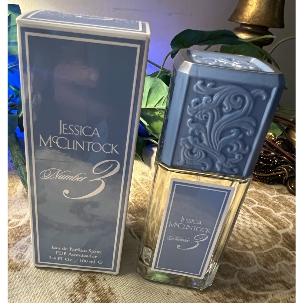 Jessica McClintock Eau de Parfum  Jessica McClintock Number 3